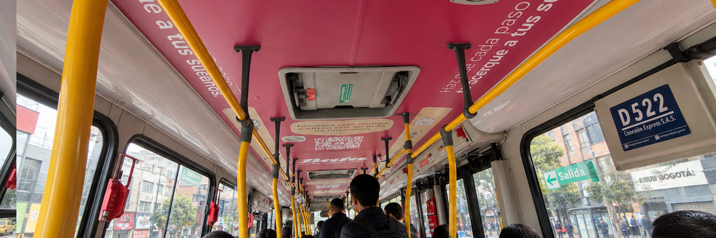 Interior bus — Franjas de techo